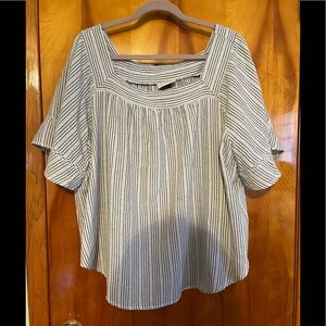 Universal Thread Top